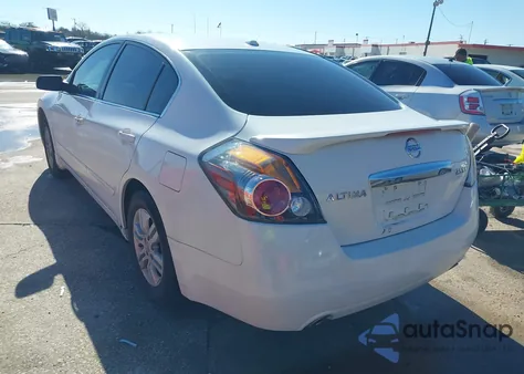 2011 Nissan Altima 2.5 S z USA, uszkodzony, nr VIN 1N4AL2AP5BN500198